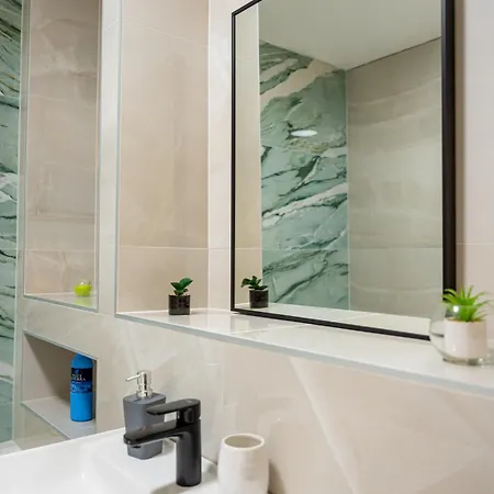 Diamond Znjan With & Sea View Apartment *