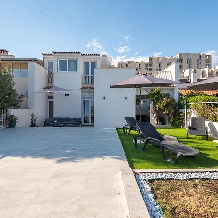 Diamond Znjan With & Sea View