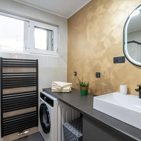 Diamond Znjan With & Sea View Apartment