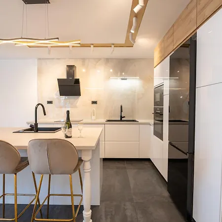 Royal Lux Apartamento *